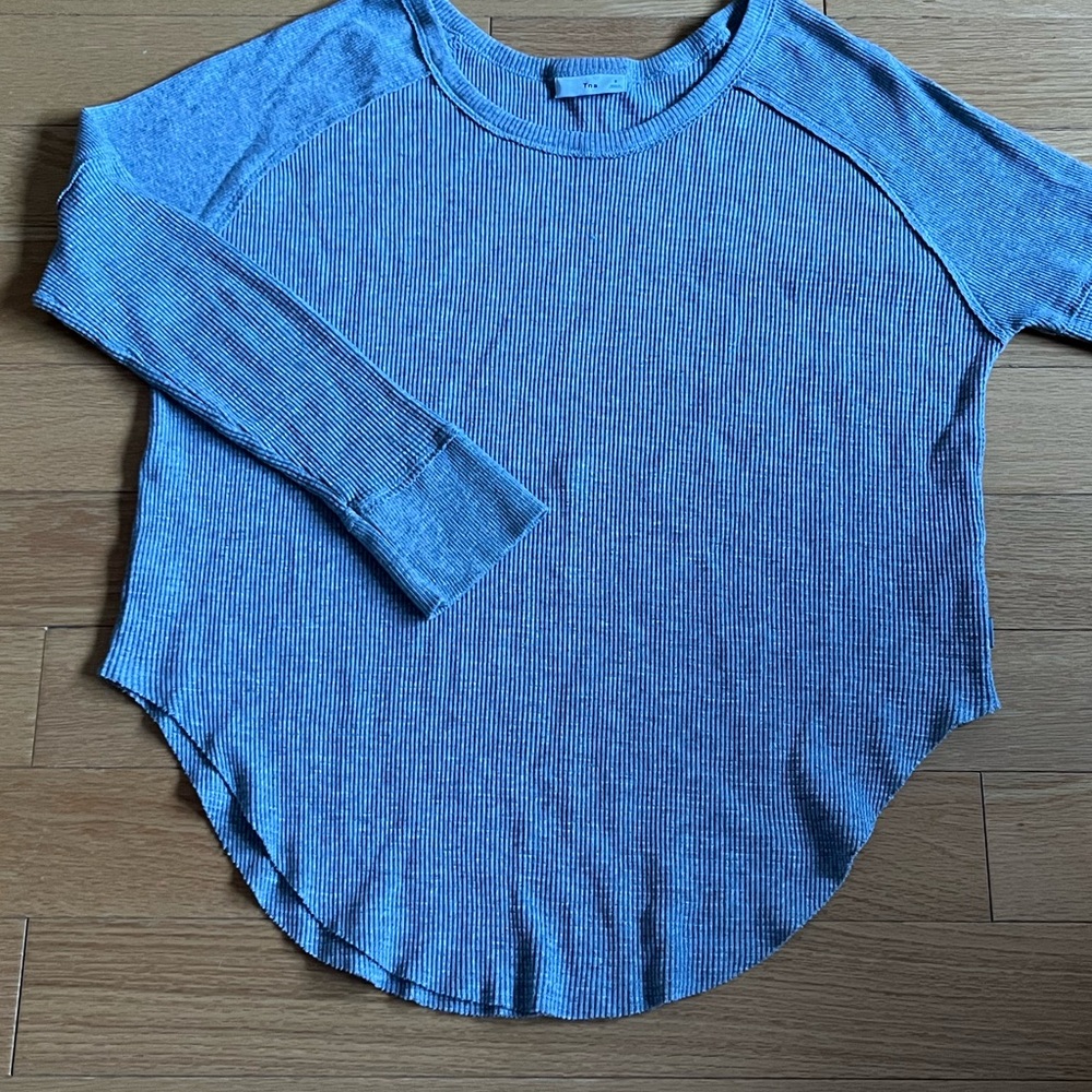 TNA Ribbed Knit Top in grey